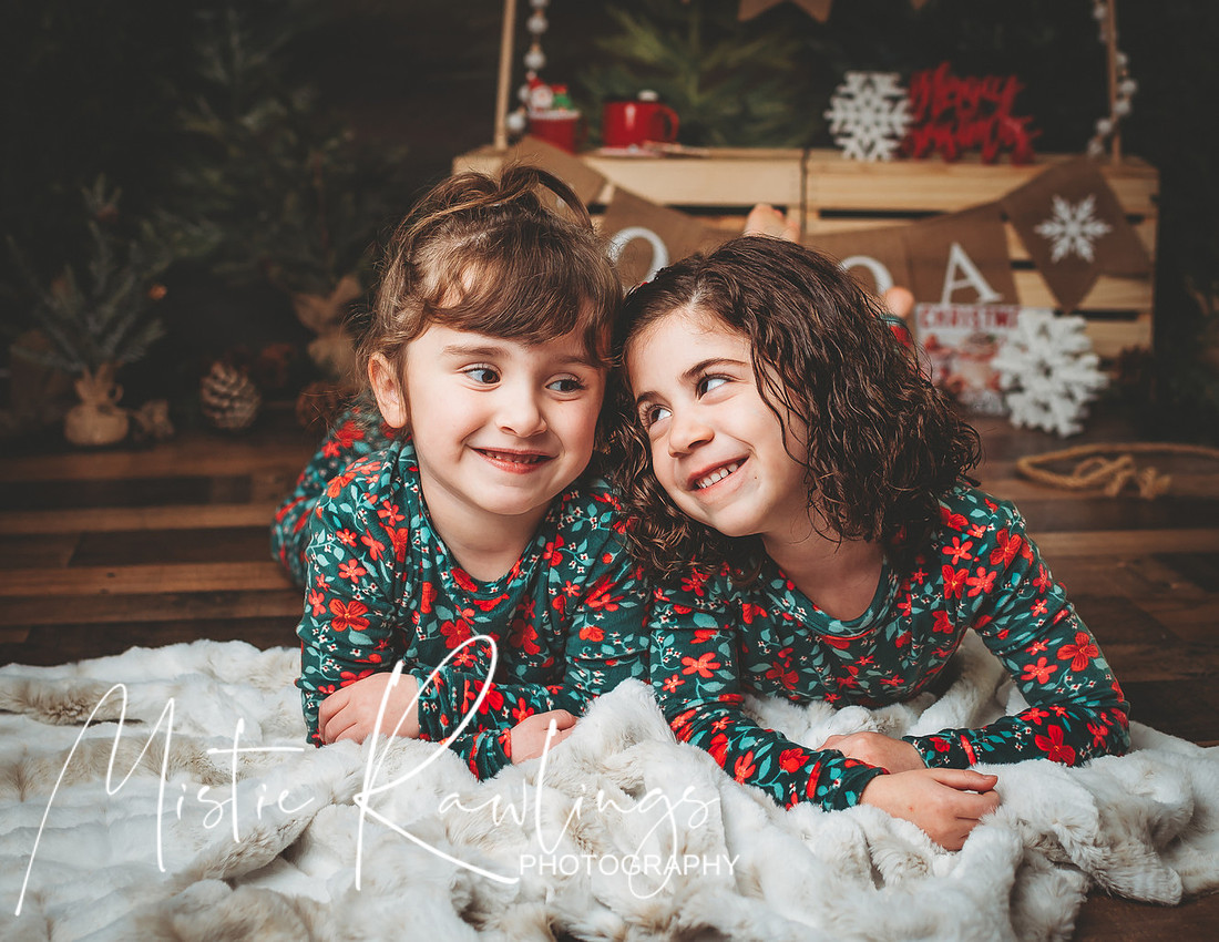 "Rochester NY Photographer," "Rochester family photographer", "Rochester newborn photographer", "Rochester children's photographer", "Pittsford NY Photographer, " "mini sessions", "Mistie Rawlings photography"