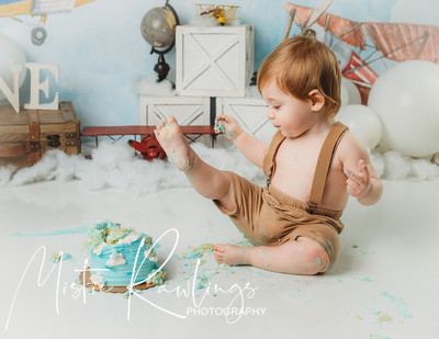 Rochester NY Cake Smash photography, Cake Smash session, First birthday photoshoot, Aviator Cake Smash session