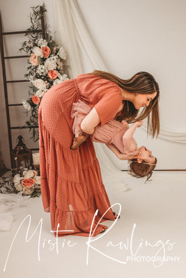 Mommy and Me Mini Sessions